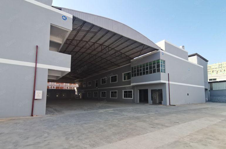 公明镇中心附近翻新好独院厂房出租，可分租