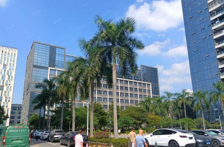 补贴20元光明高新产业园5吨货梯消防喷淋精装办公室可分租一半