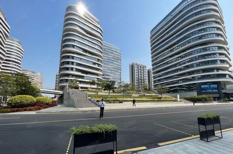 低价出租地铁口红本产业园精装厂房450平，免租6个月起