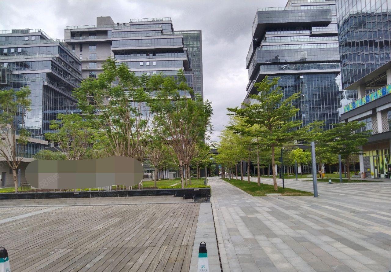 光明红本政府项目，可研发办公轻生产，配套齐全，赠送外带露台。