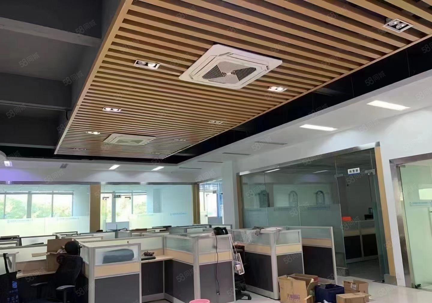 公明红本大型园区二楼1800平 价格含税 带前台办公室精装修