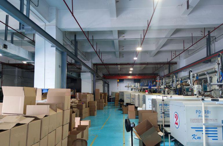 光明区合水口地铁站附近一楼重工业厂房1750平出租现成行车