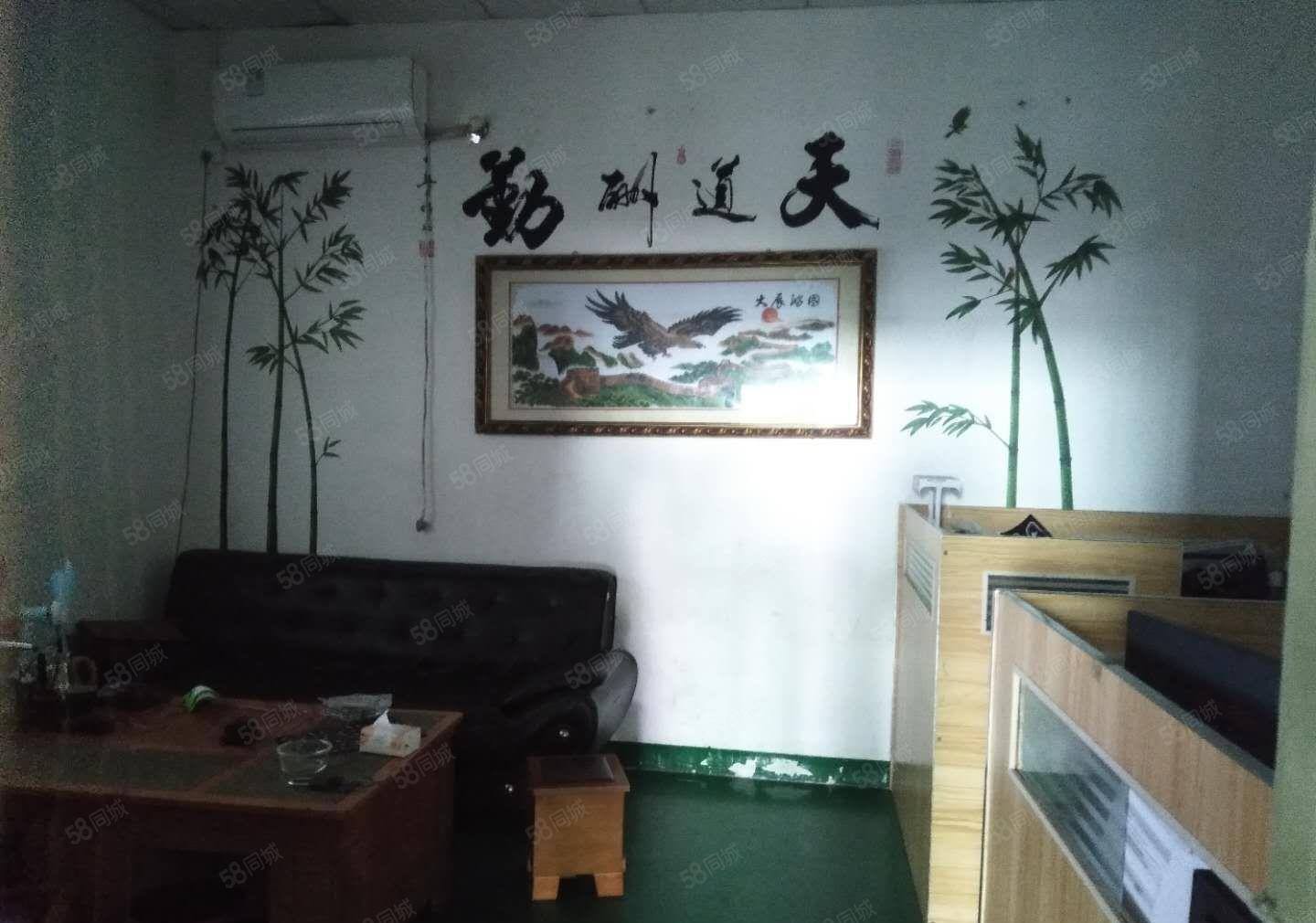 公明塘家350平厂房出租，现民成流水线适合做电子，显示屏公明