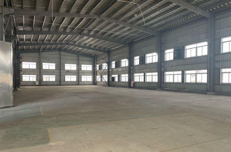 光明钢构单一层4200平方出租，空地大滴水9米交通便利