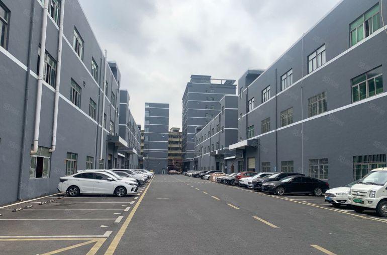 光明上村北环大道边工业园楼上400平厂房特价20平