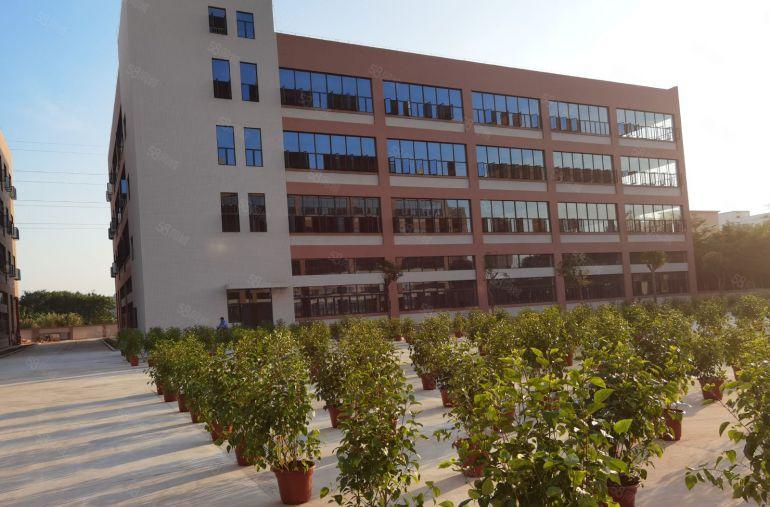 光明地铁口原房东红本独门独院出租8000平米合同可签10年