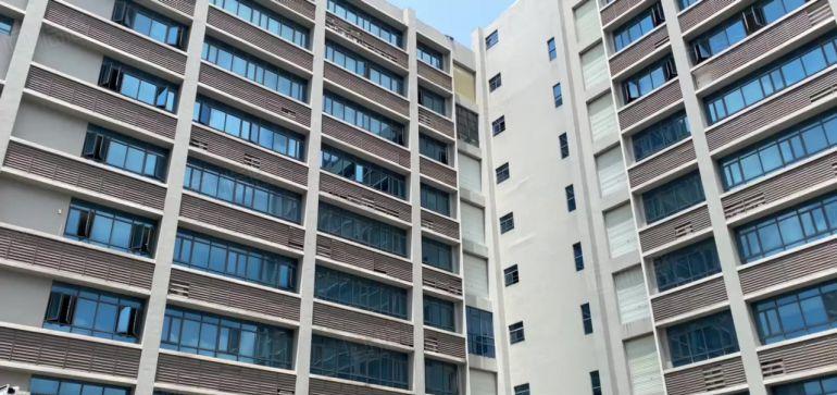 公明地铁口附近高新产业园楼上1000平厂房出租，带装修办公室