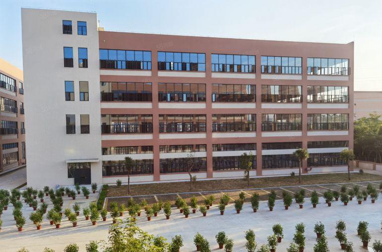 光明地铁口原房东红本独门独院出租8000平米合同可签10年