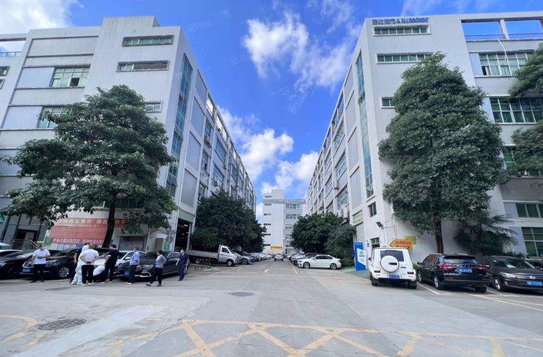 光明高新园厂房出租精装修电商办公仓库1800平，可分租