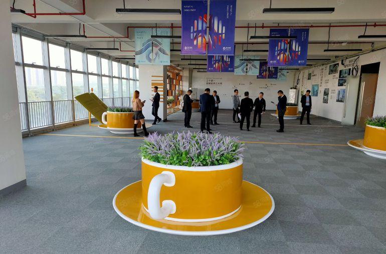 光明厂房出租200平起租红本厂房可领20元高新补贴免租6个月