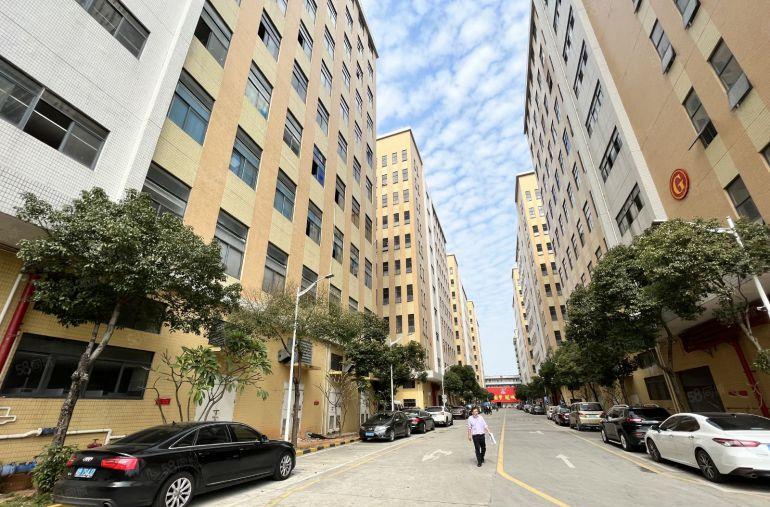 300平起租公明上村工业区1000平标准厂房出租仓库招租