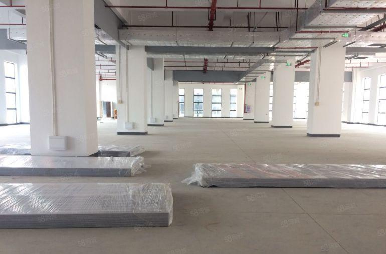 免租6个月光明地铁口研发厂房租20元享受政府补贴