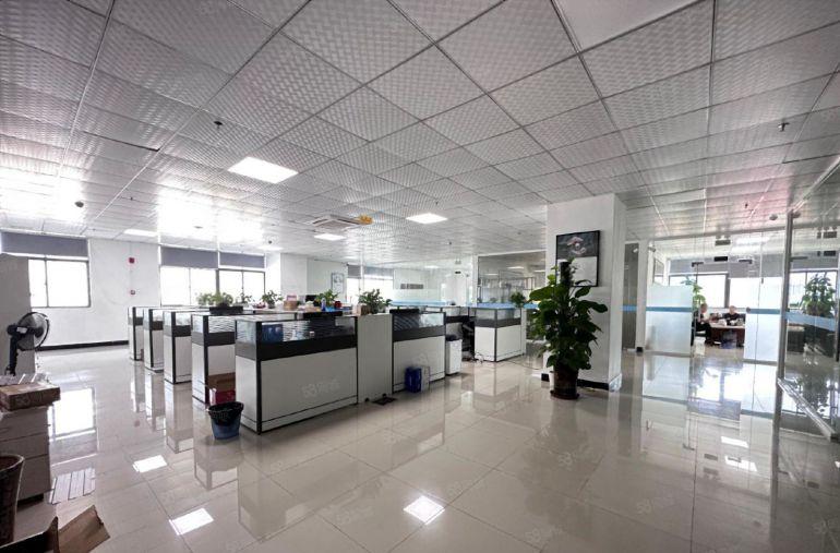 光明将石高新园区一楼1400平二楼1400平精装厂房出租