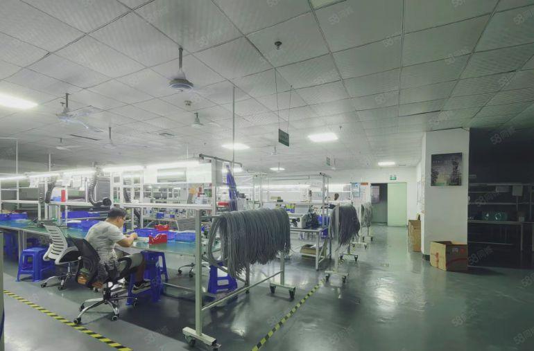 光明公明西田原线材厂出租750平价格19元一平，车间干净明亮