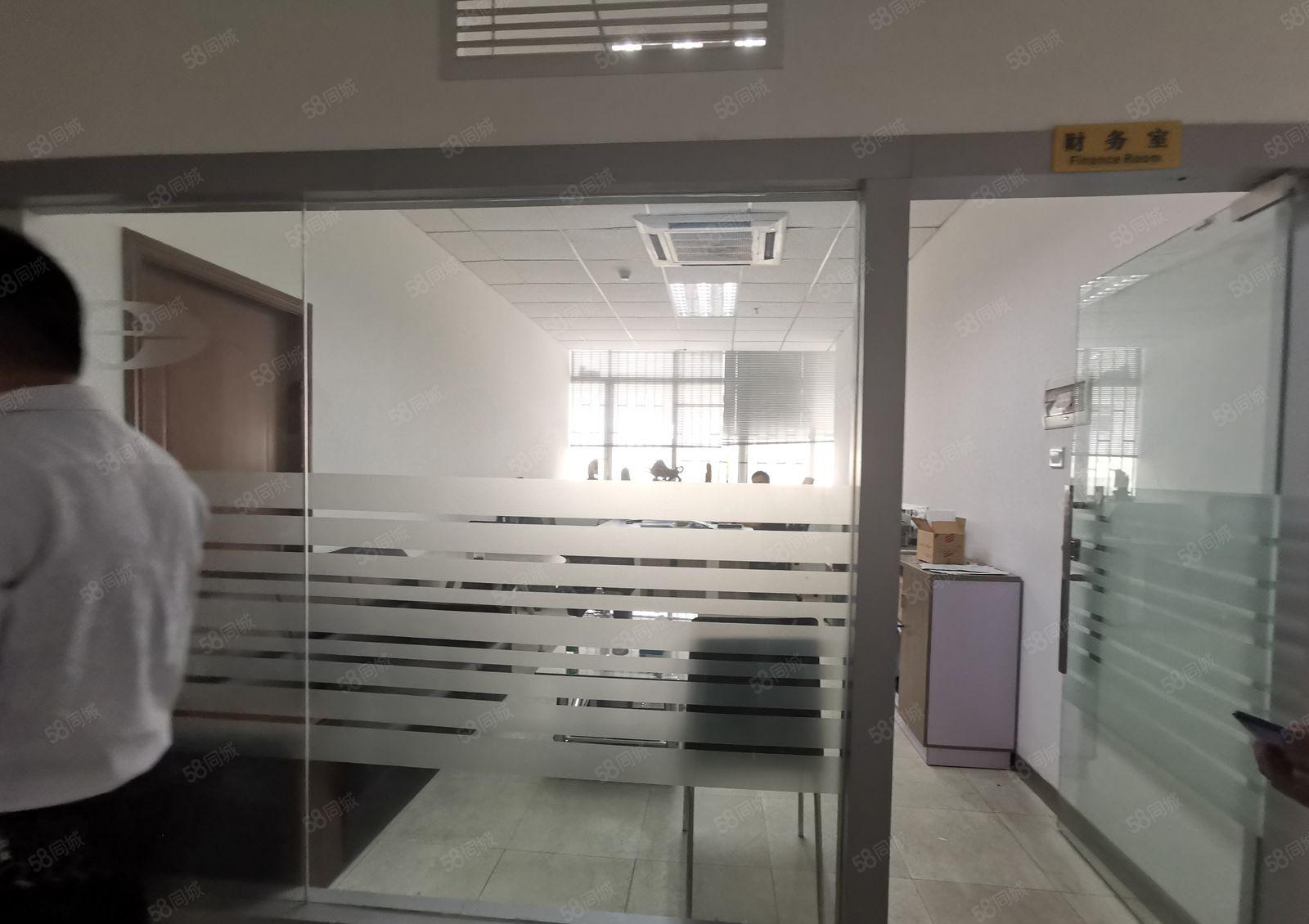 光明白花洞厂房出租1000平带精装修大气前台形象好大型工业园