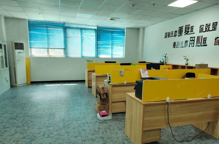 光明娄村地铁口附近1500平楼上精装修厂房仓库出租水电齐全