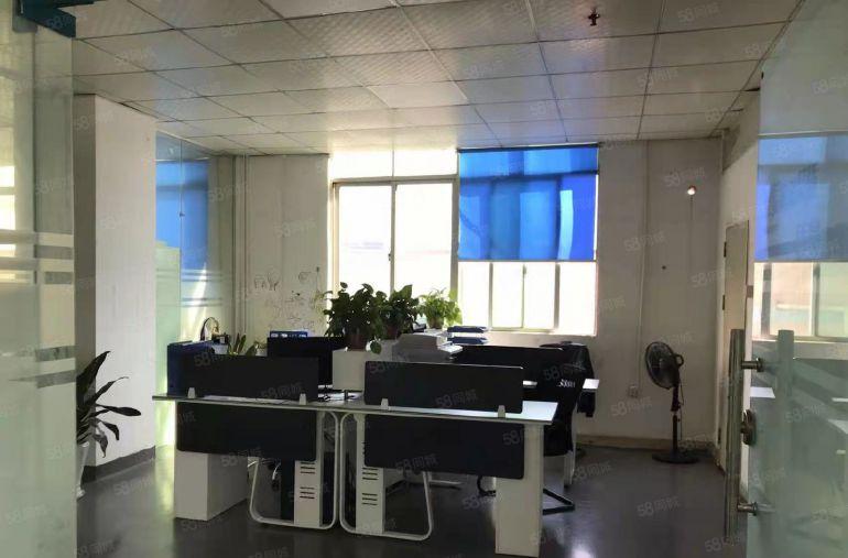 公明红星原数据线厂房出租，950平整层（停车方便，好招工）