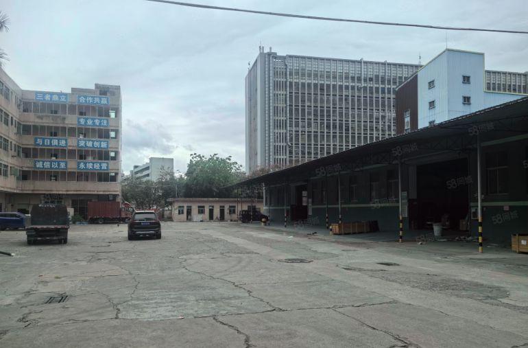 光明独院钢构厂房11000平配套独栋办公楼宿舍，宿舍可改厂房