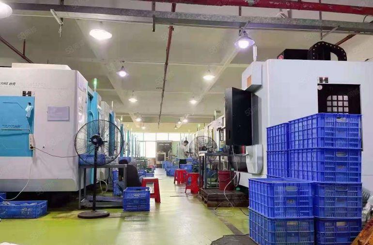 公明根玉路旁原房东厂房2楼980平3吨货梯，使用率百分之85