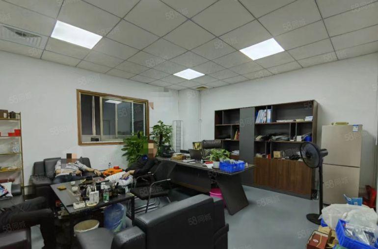 公明东坑原光电厂出租（720平车间干净明亮，水电主线到车间）