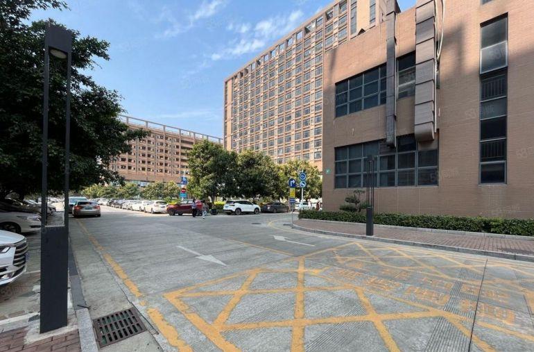 低价厂房出租 光明甲子塘高新红本园区一楼整层2000平