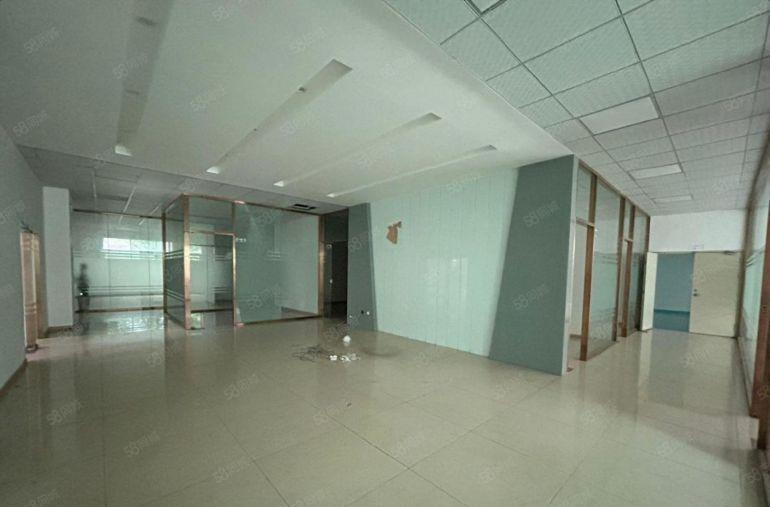 光明长圳原房东厂房一二楼共6000平，建筑面积出租，高度6米