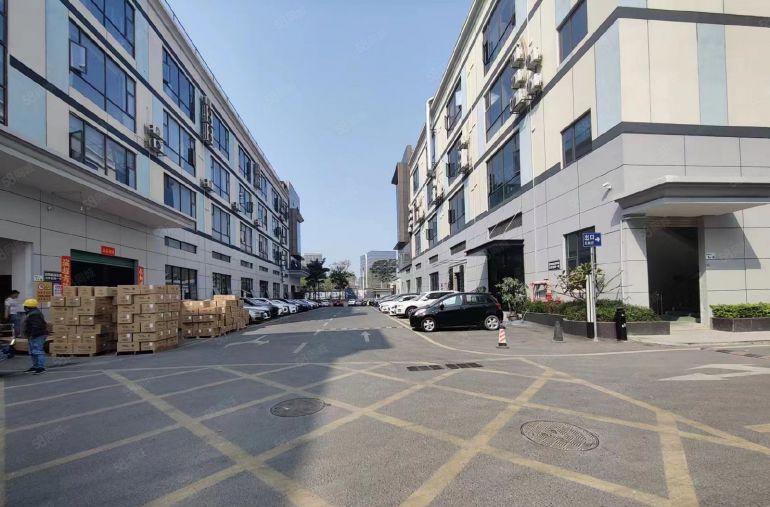 光明会展原房东厂房出租5000平 500平起租