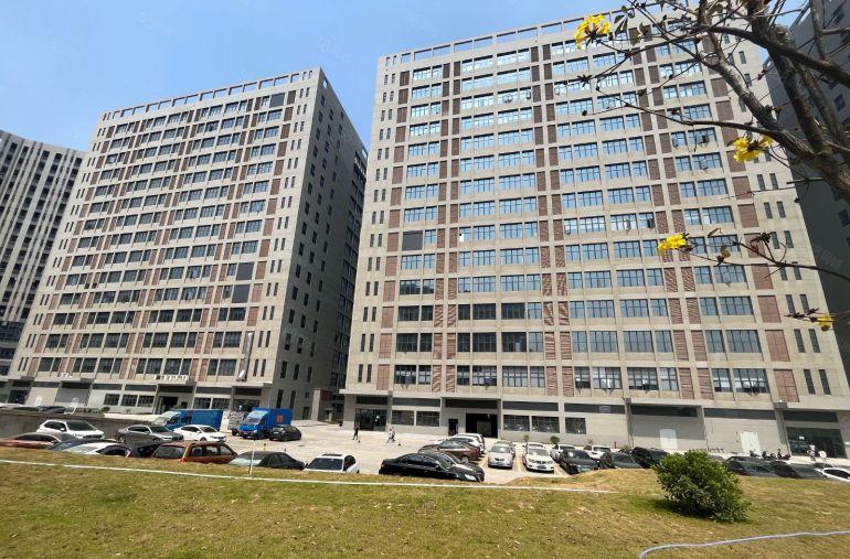 光明新区业主红本工业园厂房8000平米