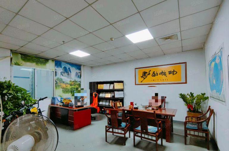 公明楼村厂房，仓库出租1600平（3吨货梯消防到户）好招工