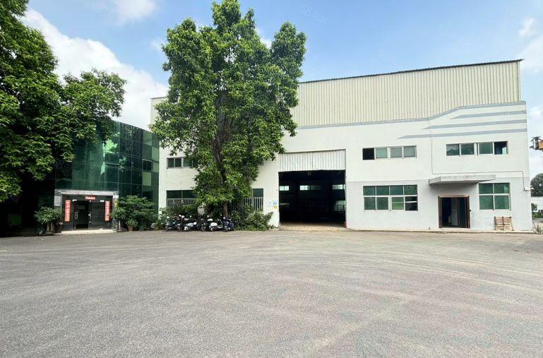 光明北环路边原房东钢构3800平滴水12米出租