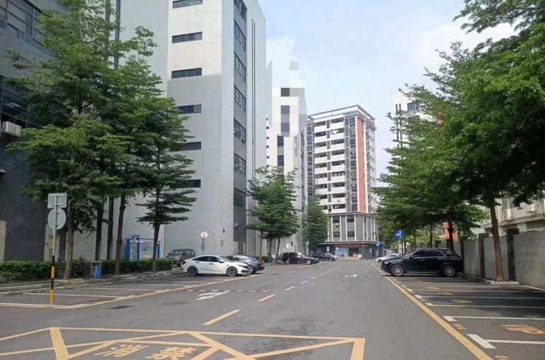 光明将石新围原房东三楼豪华装修厂房1500平整整出租