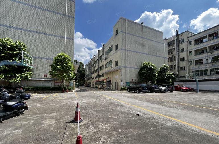 光明原房东实际面积大空地大园区2楼700平，停车位充足