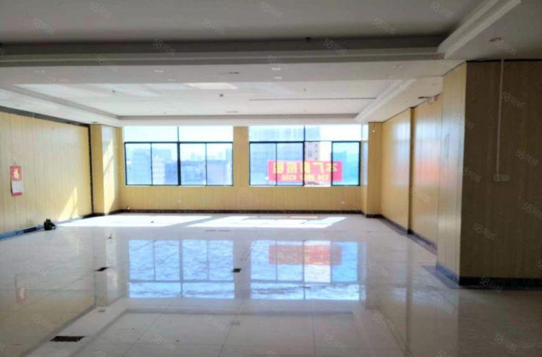 公明上村厂房，仓库出租（1800平园区空地大，可分900平）