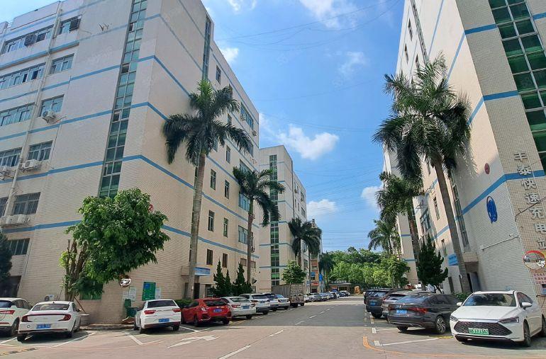 光明原房东2000平方可分租500平起低价厂房仓库出租工业园