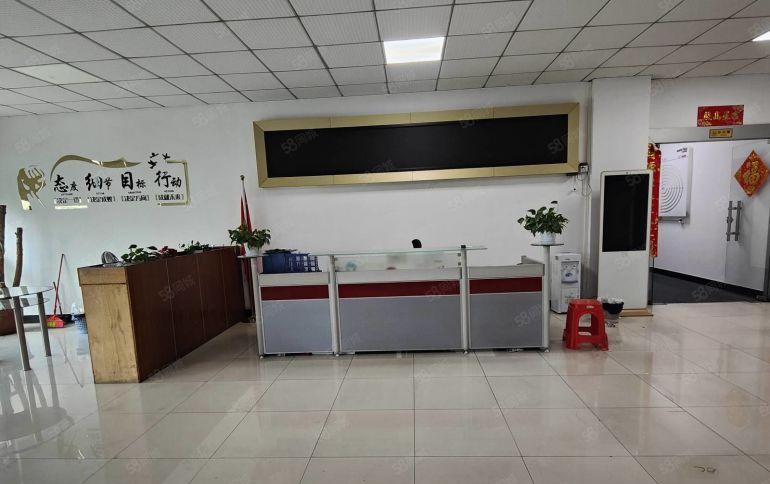 公明新出原房东花园式厂房2000平。随时看房