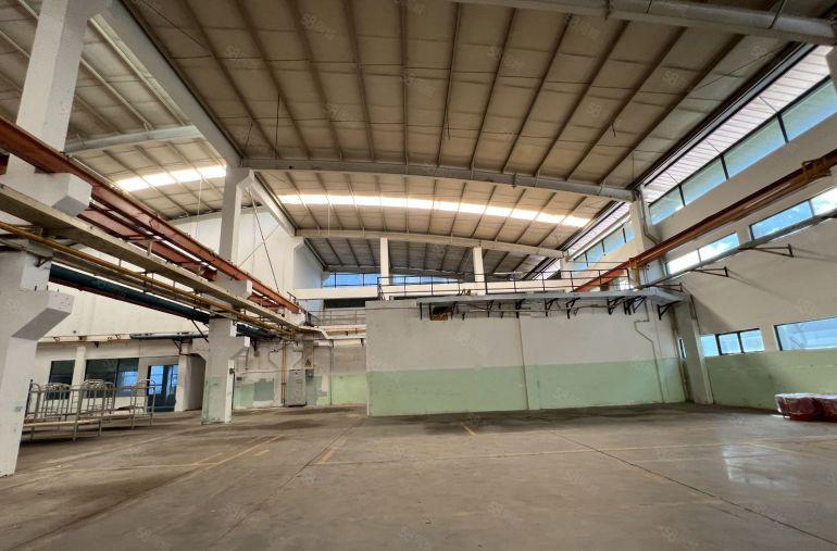 光明工业园原房东带红本2000平钢构厂房出租带行车滴水11米