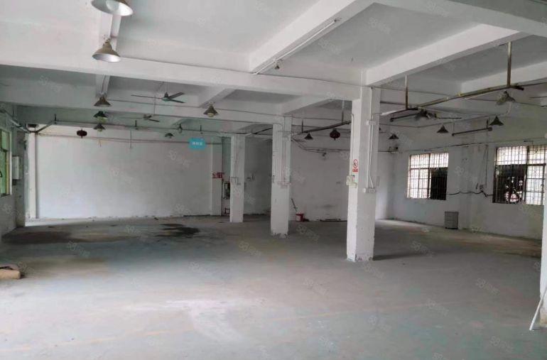 公明东坑独院厂房出租（2100平一楼高5米，单层1050平）