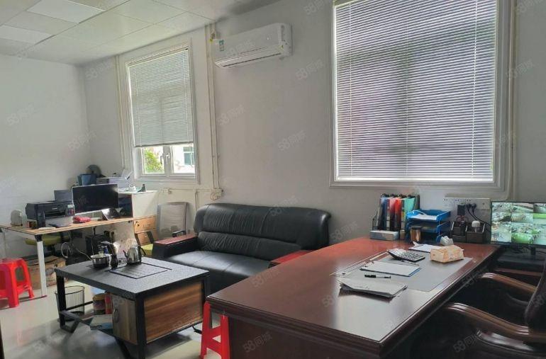 公明原房东新出二楼1800平方带装修厂房仓库出租形象好空地大