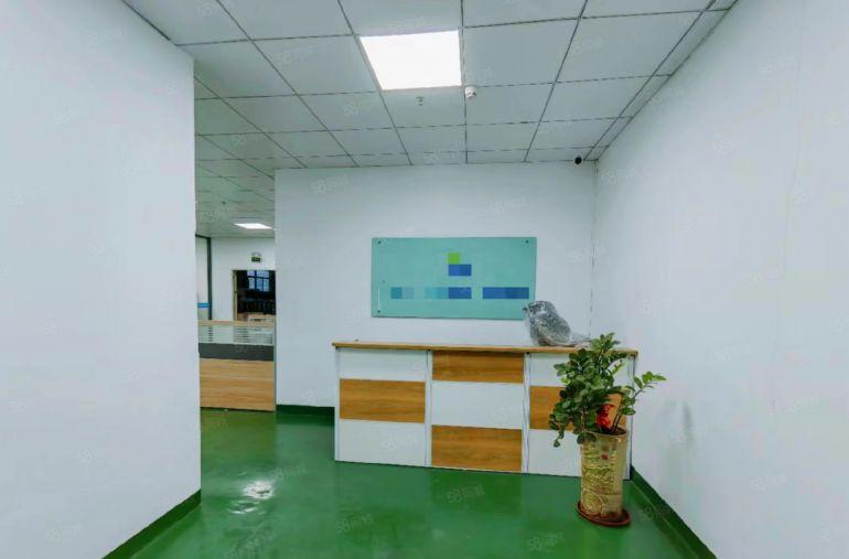 公明马山头厂房出租2楼750平带装修，无转让费，入住即可生产