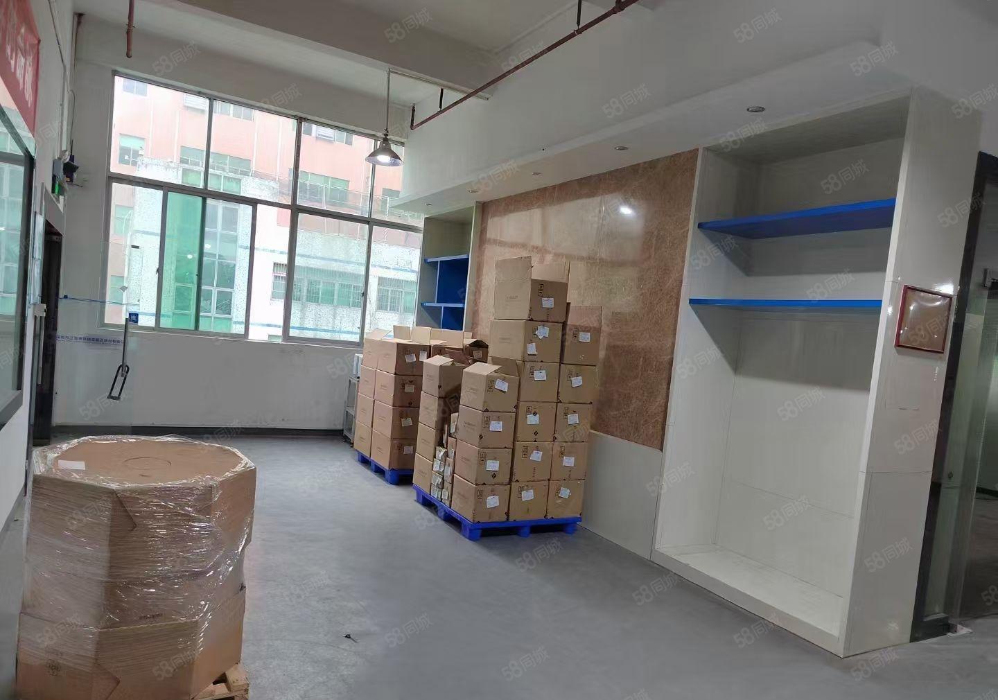 公明上村楼上精装修厂房2000平，水电齐全，形象好，空地超大