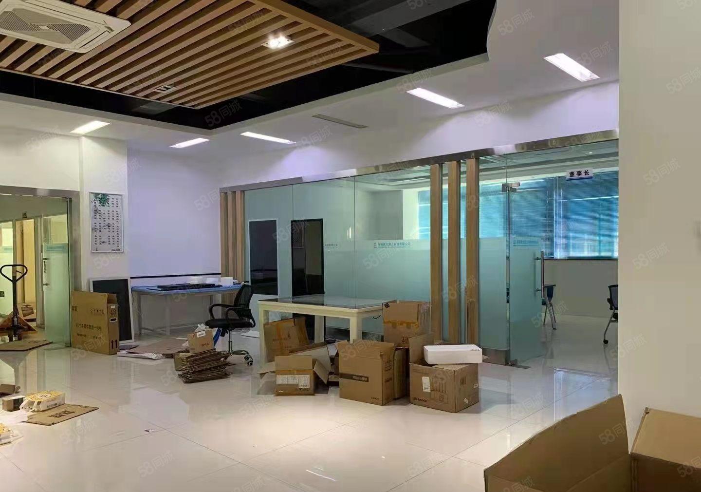 光明公明豪华装修厂房出租，1460平，园区形象好，停车位充足