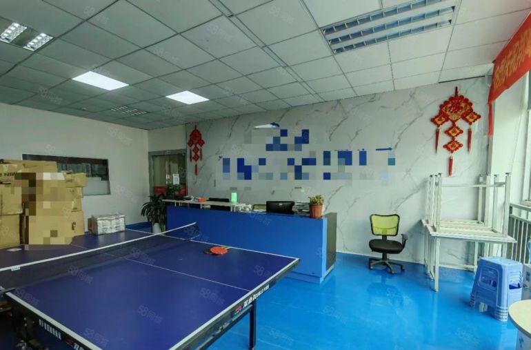 公明李松朗原LED厂出租（1000平车间干净明亮，吊好顶）