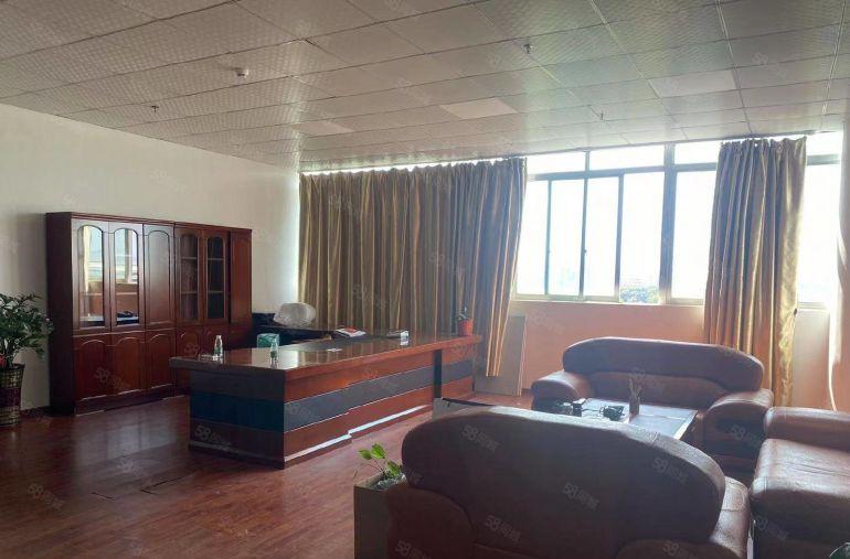 公明马山头新出3楼700平方精装修厂房招租