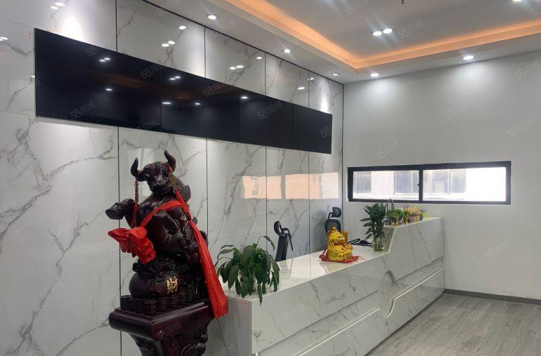 光明将石新围原房东三楼豪华装修厂房1500平整整出租