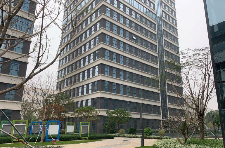 光明区原房东高端研发生产创意园厂房单层面积1400平起租