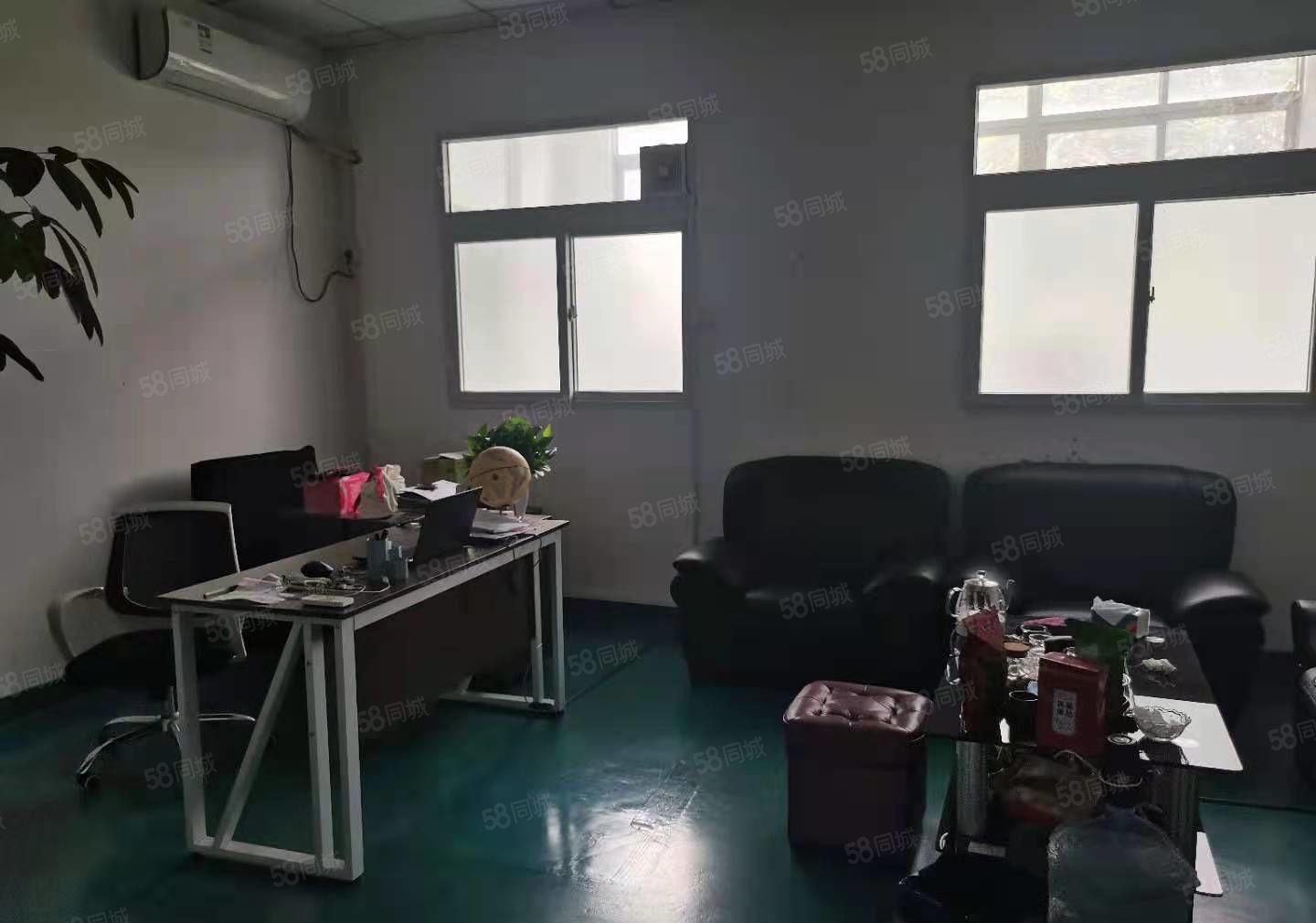 公明精装厂房出租，1100平，3吨货梯（原房东厂房合期限长）