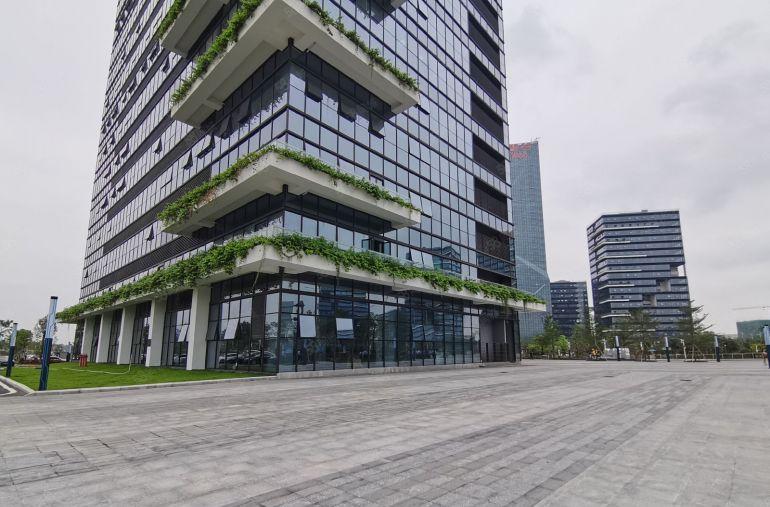 光明公明楼村地铁口附近精装标准厂房出租150平起分