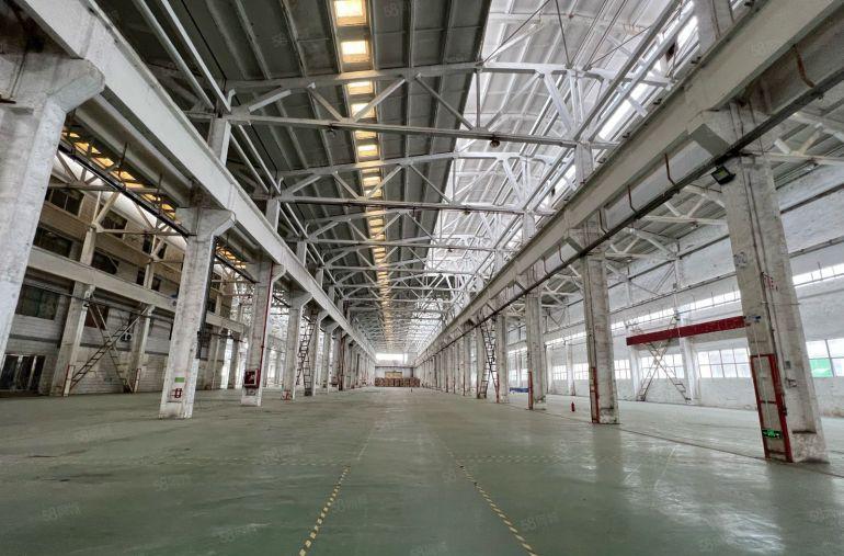 滴水13米光明钢构厂房12000平方出租大小可分租现成行车