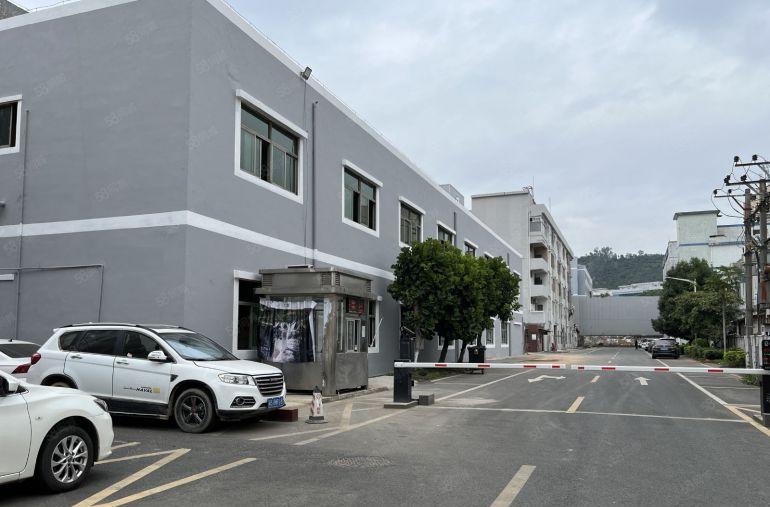 光明独门独院厂房5600平方米出租