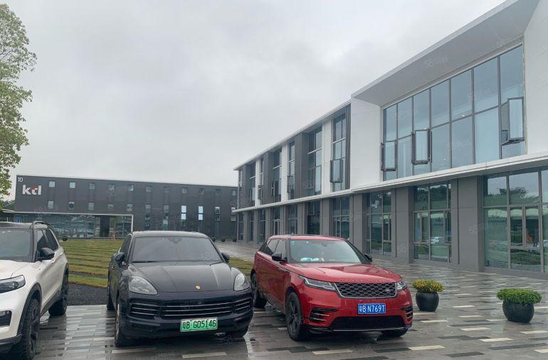 光明根竹园高端研发生产创意园楼上900平补贴20一平